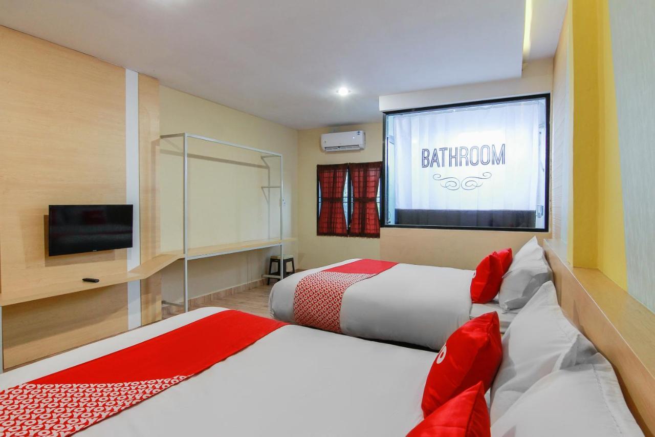 Capital O 3476 Millenium Inn Medan Exterior photo